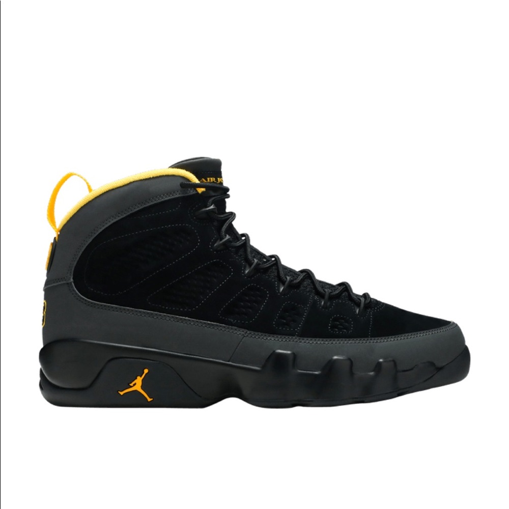 Air Jordan 9 Reto Dark Charcoal University Gold. Size 11. Never worn.